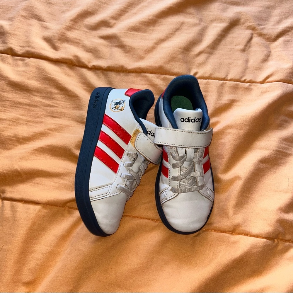 Adidas boys shoes Donald Duck